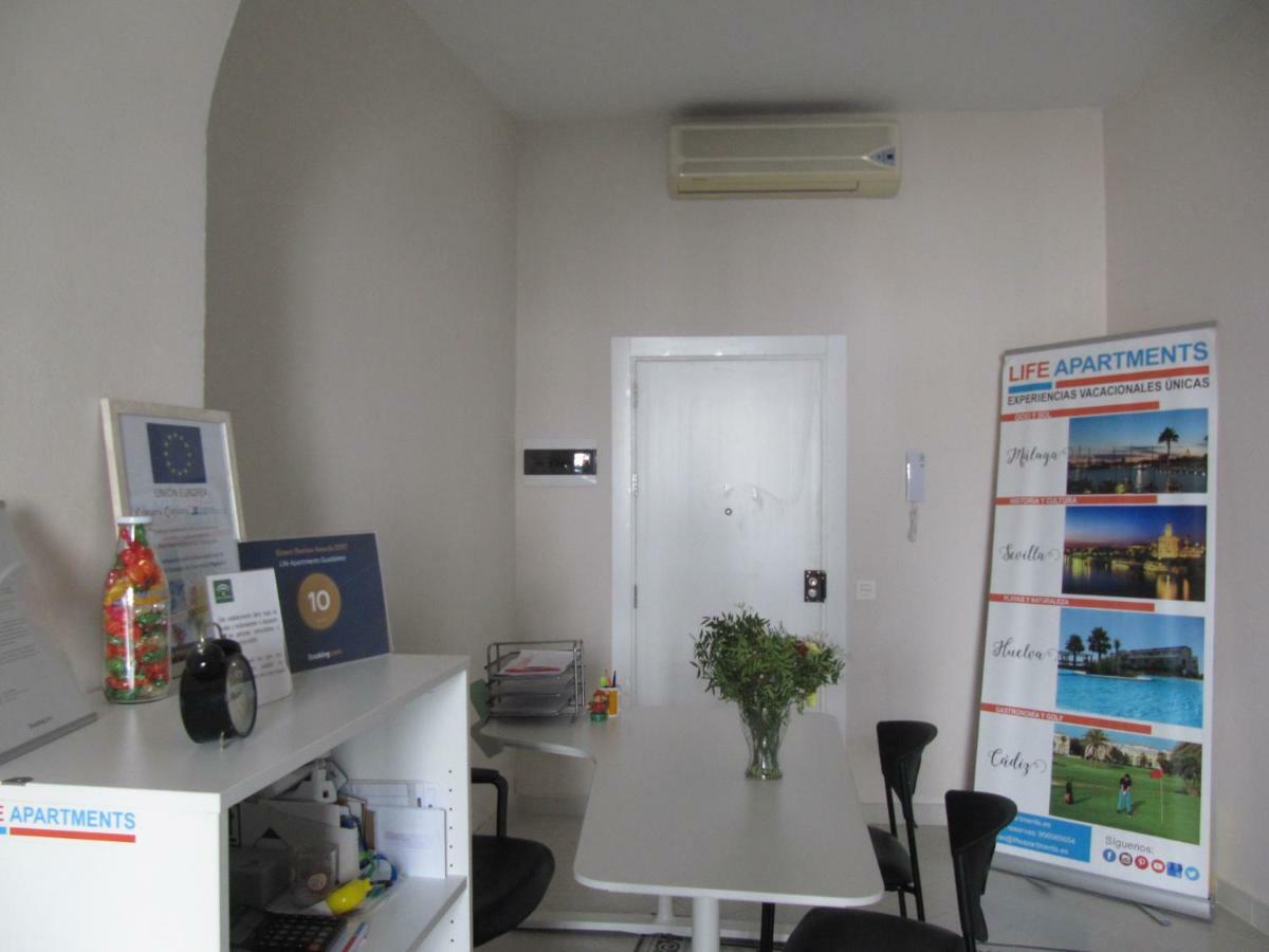 Life Apartments Guadalete 赫雷斯 外观 照片